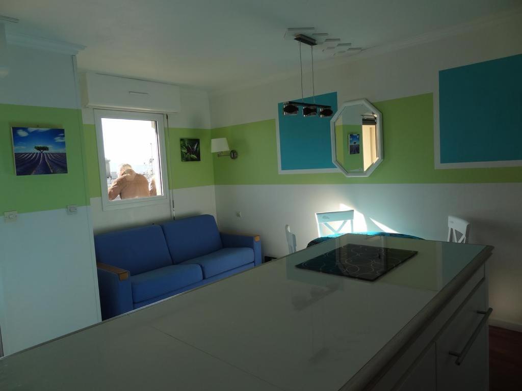 Appartement Promenade Des Bains Saint-Raphaël Eksteriør bilde